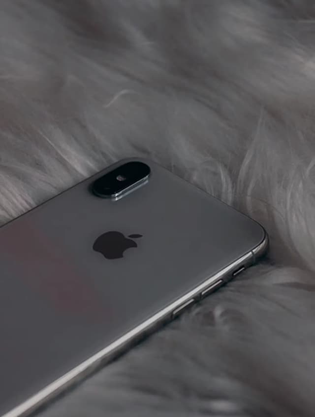 Google LSA vs. Google Ads: What's the Difference?